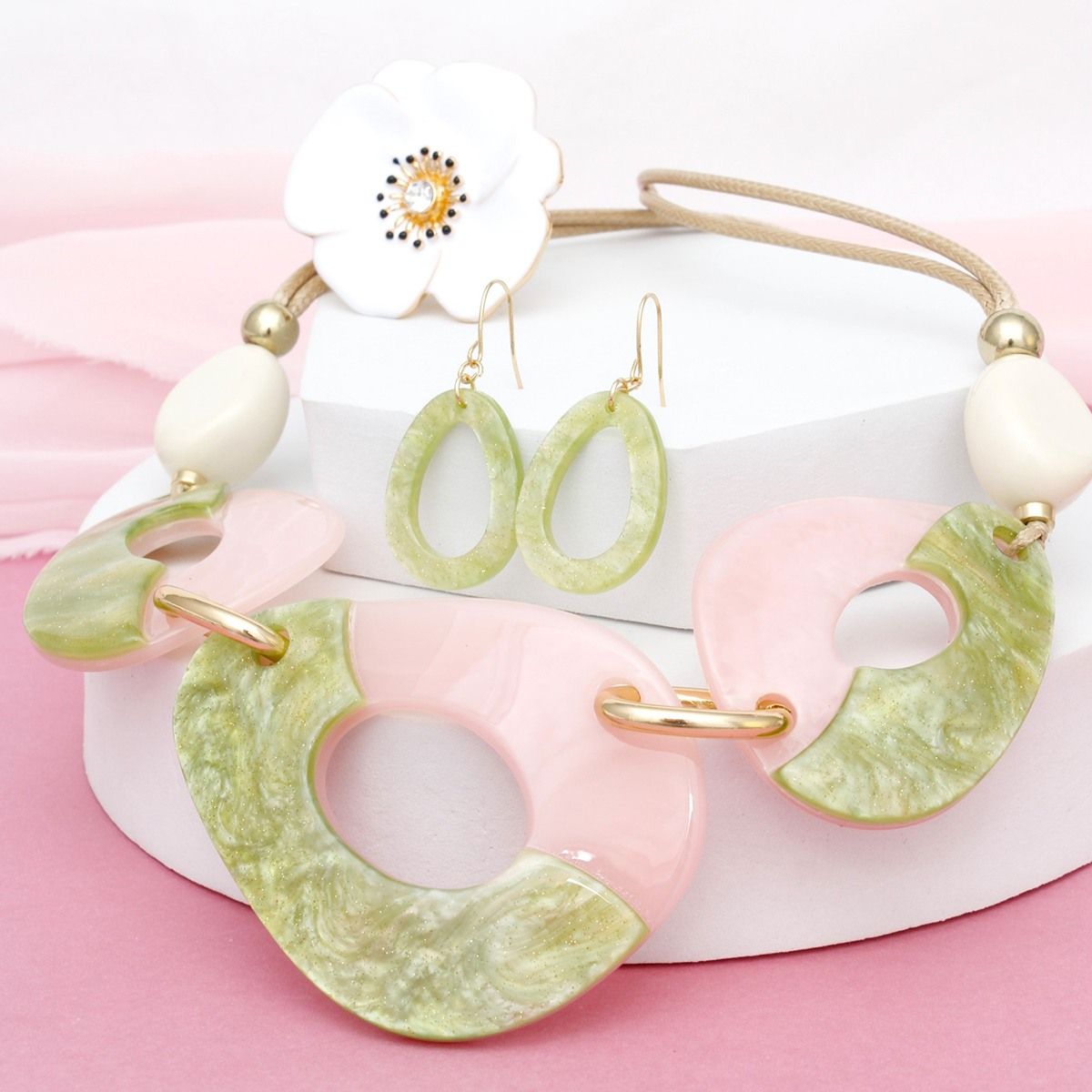 Collar Organic Pink Green Cord Necklace