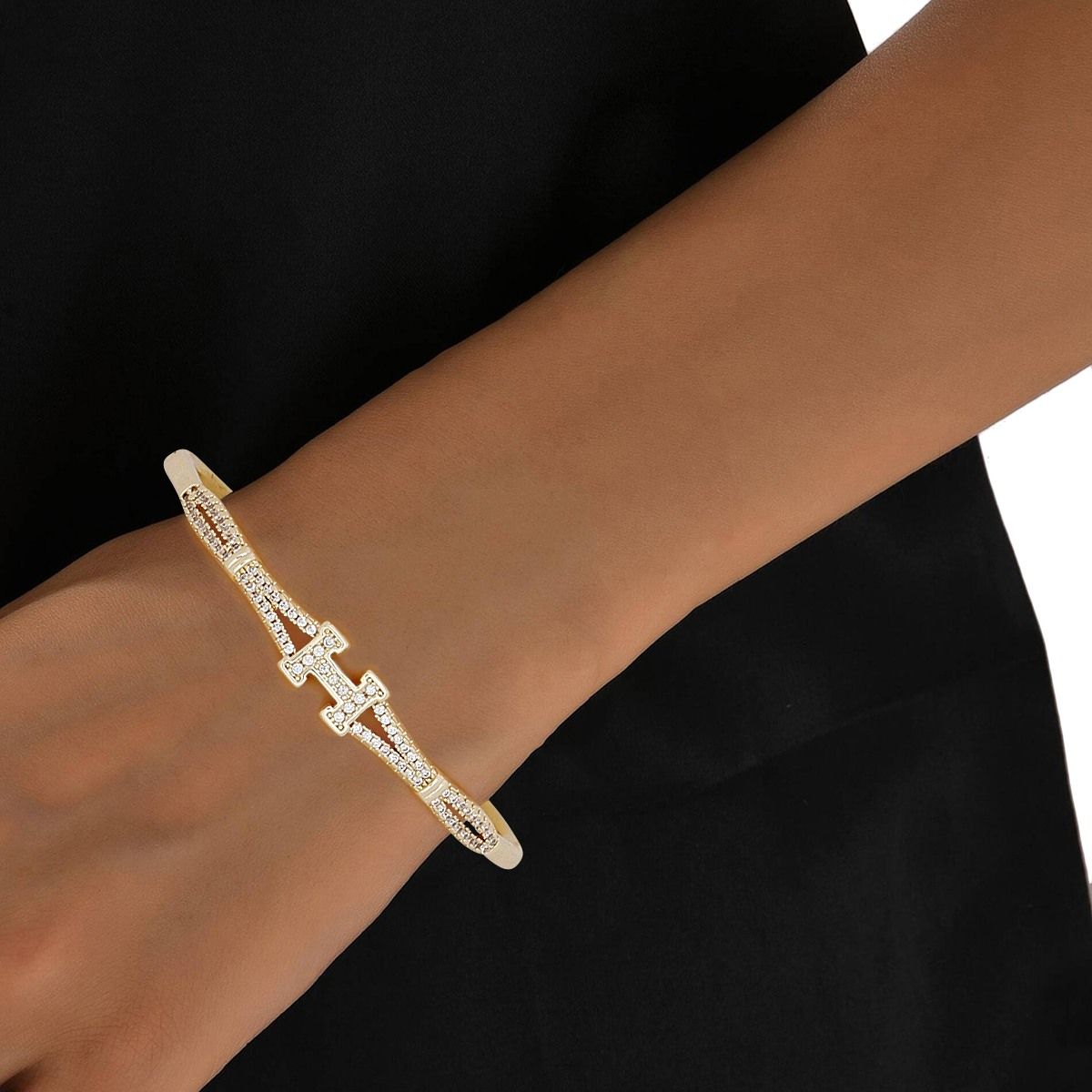 Bangle Sleek Timeless Luxe H Pave Gold Bracelet