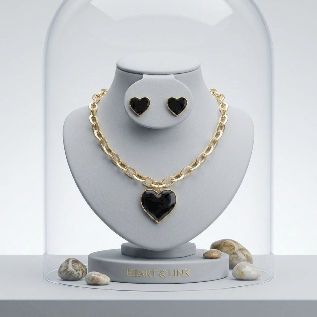 Black Heart Pendant Gold Oval Chain Necklace